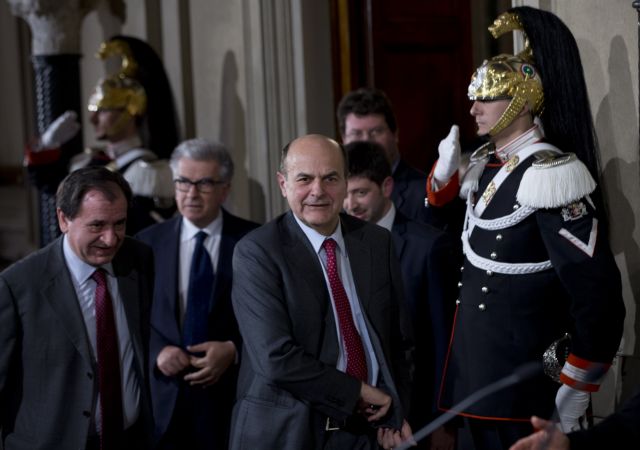 Κυβερνητική εντολή ζήτησε ο Μπερσάνι «χωρίς να μπαίνει ο ίδιος μπροστά»